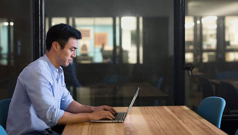 Reducing Downtime: The Hidden ROI of Premium Business Laptops