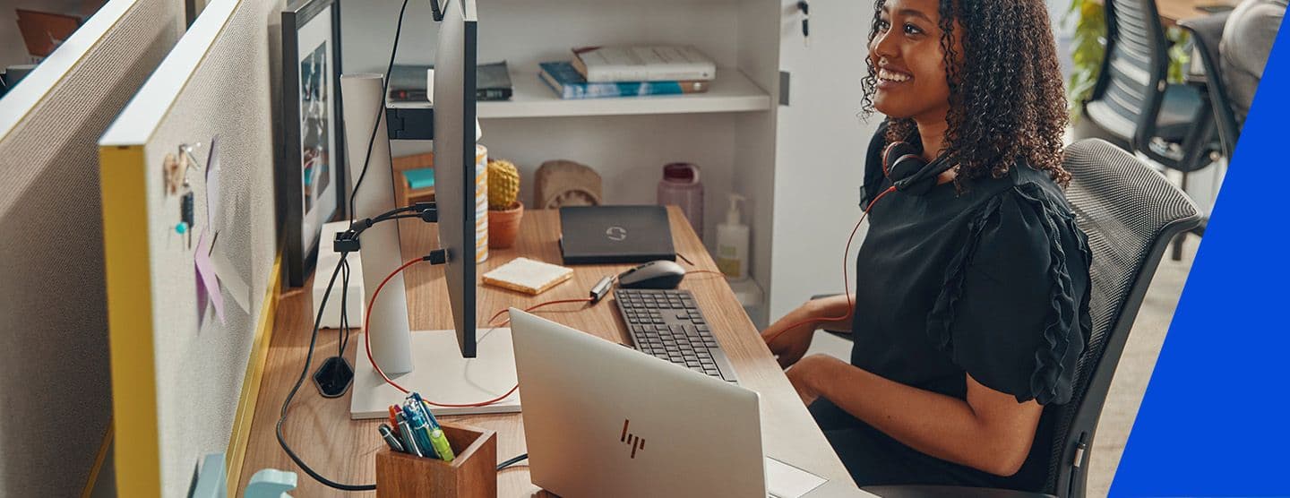 Why Business Laptop Choice Matters in Customer Service Environments
